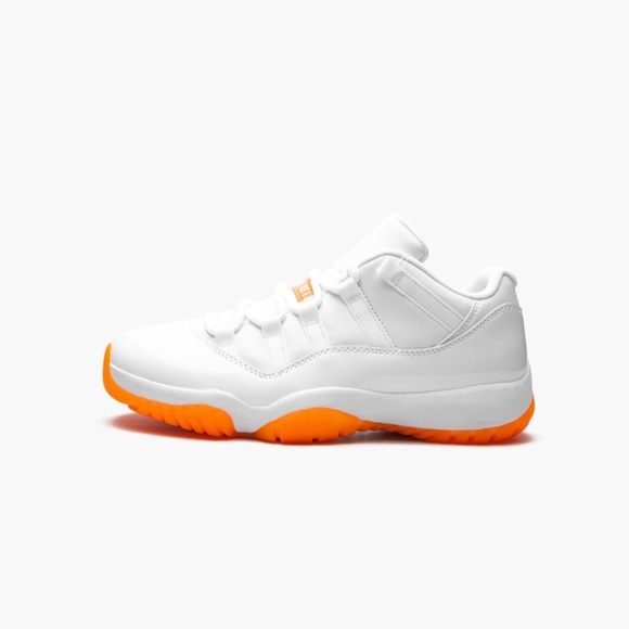 JORDAN
AIR JORDAN 11 LOW WMNS
"Bright Citrus" - Picture 2 of 4